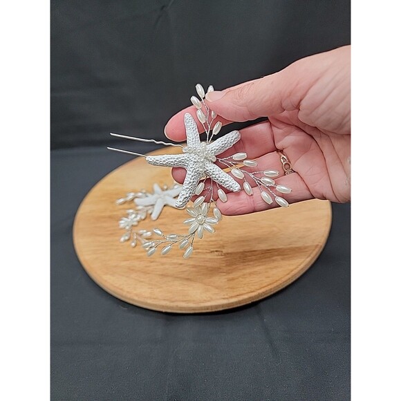 Lot Of 2 Wedding Hair Pins Beach Themed Starfish & Pearls Silver/White - Picture 2 of 4